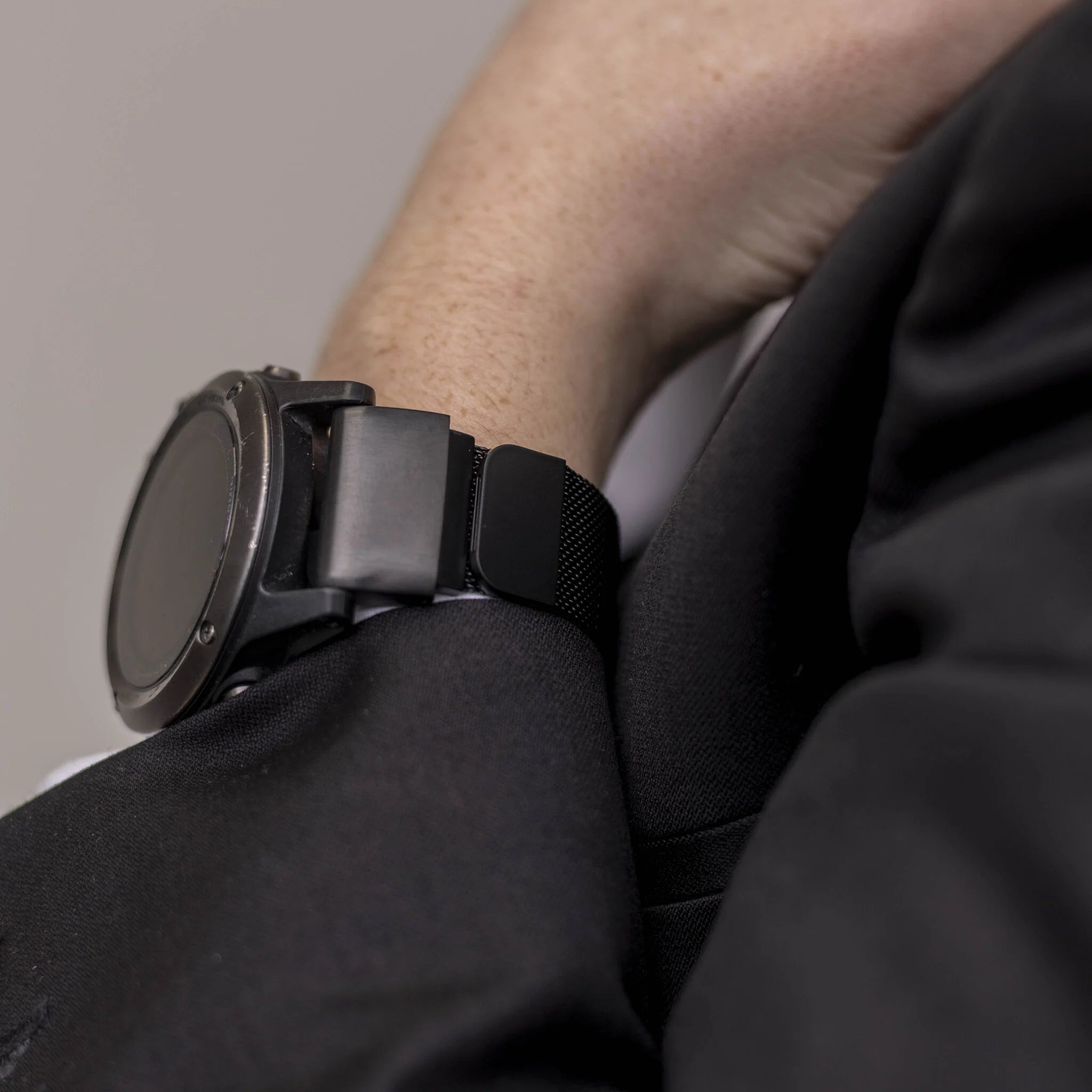 Garmin Epix Gen 2 Milanese Strap (Black)