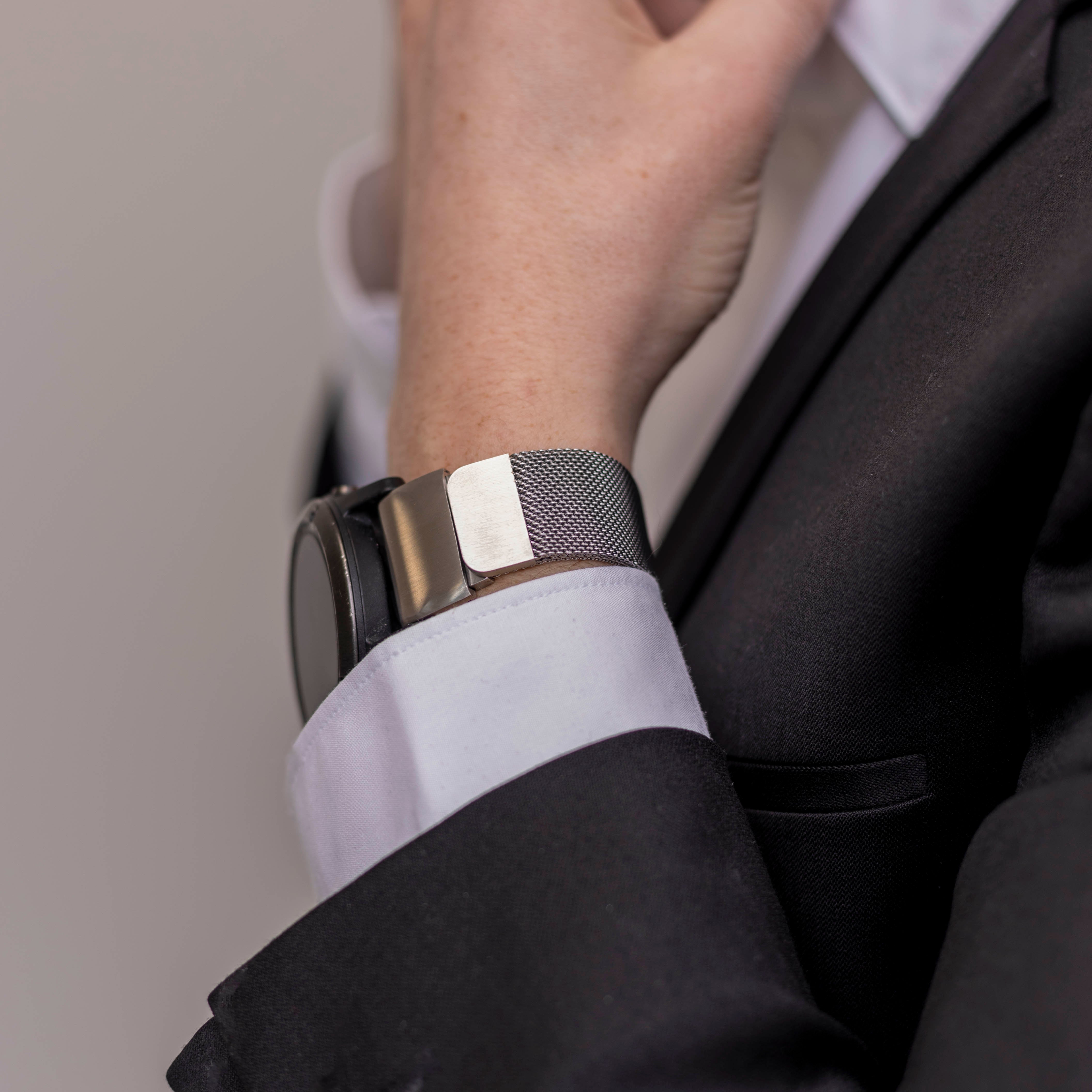 Garmin Instinct 3 - 50mm Milanese Strap (Silver)