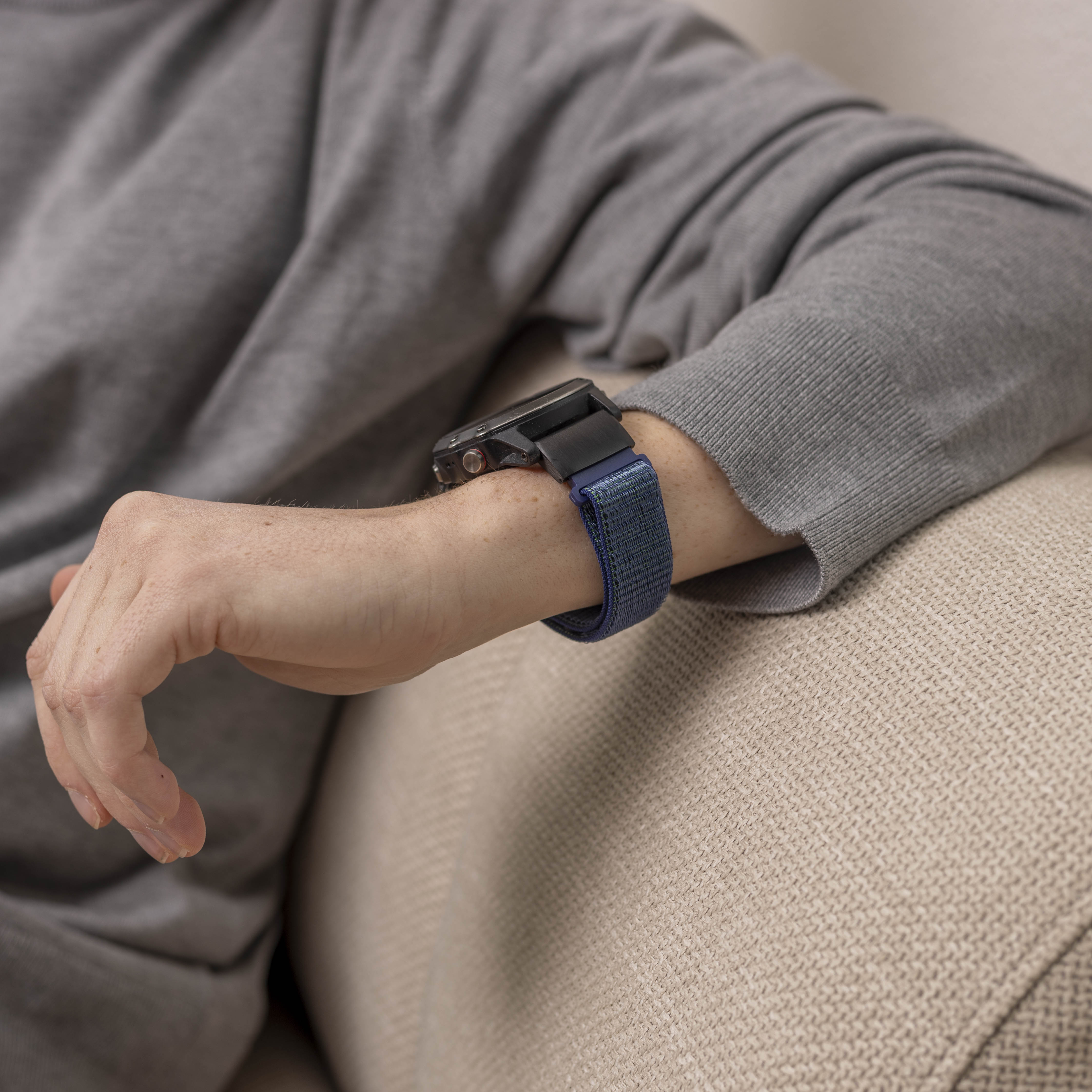 Garmin Fenix 8 - 51mm Nylon Buckle Strap (Blue)