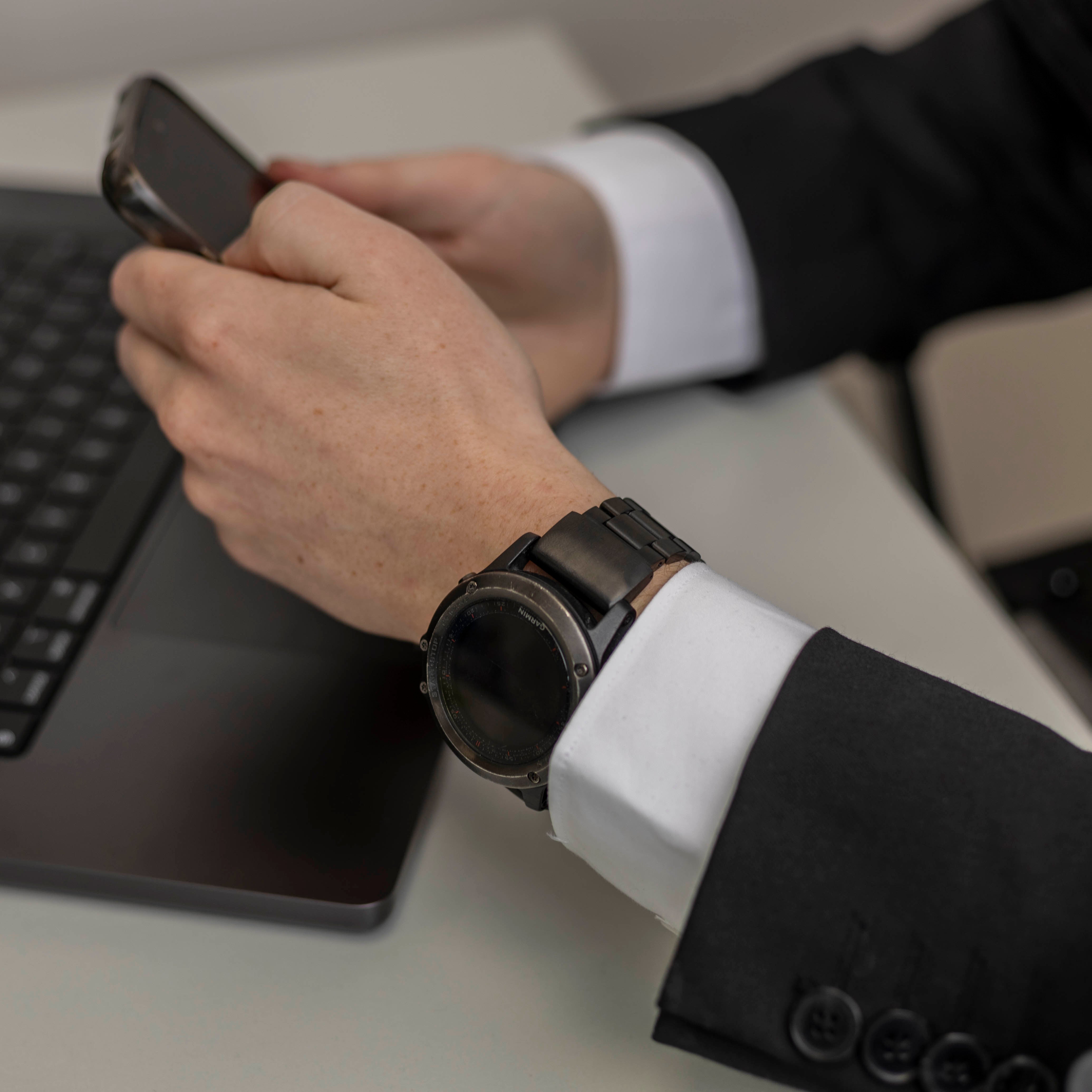 Bandz Garmin Enduro 1 / 2 / 3 Steel Strap 'Classic' (Black)