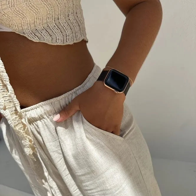 xoxo Wildhearts Apple Watch Milanese Strap (Black)