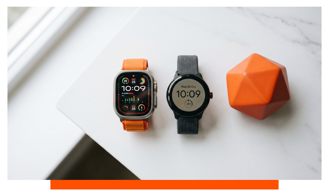 What is the difference between an AMOLED and LCD smartwatch screen?