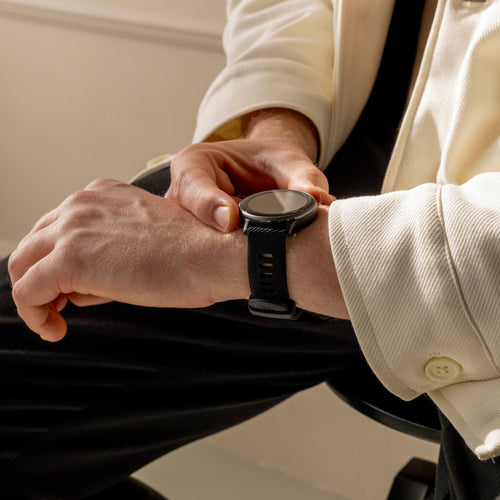 Garmin Venu 4 - 45mm Silicone Strap (Black)