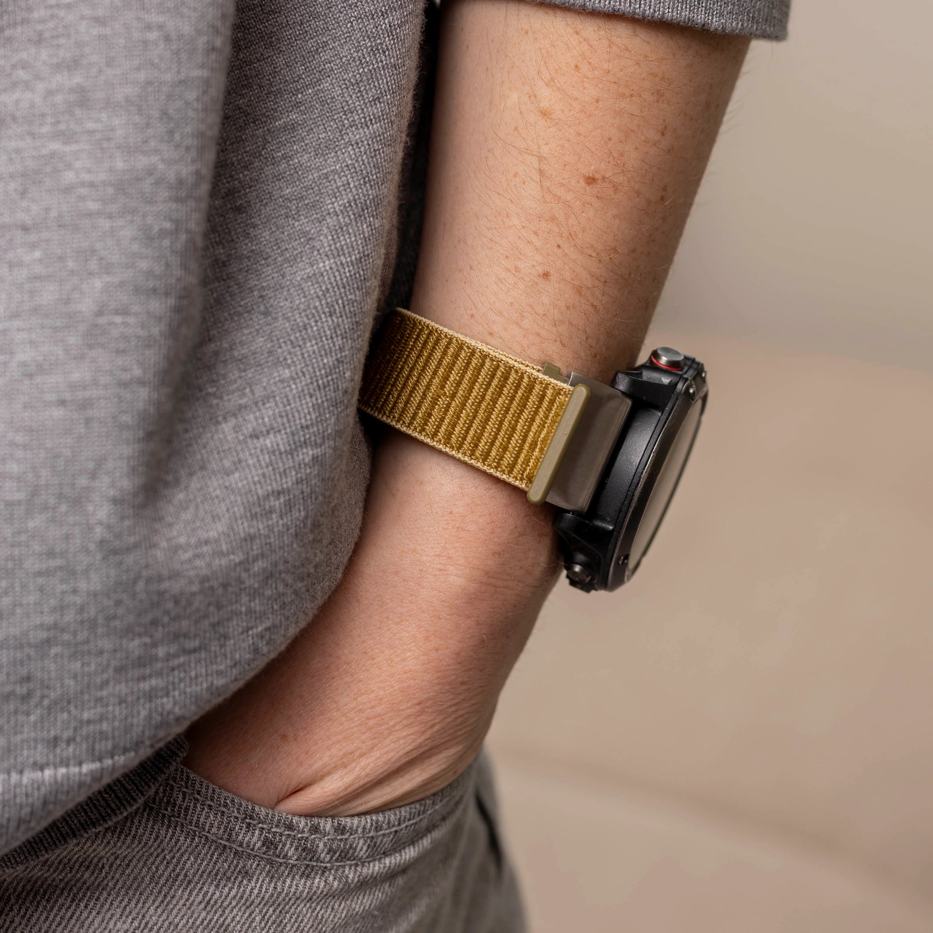 Garmin Fenix 7 Nylon Strap (Olive Green)