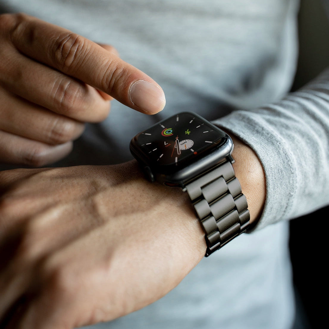 Apple Watch Titanium Strap (Graphite) - Main Image
