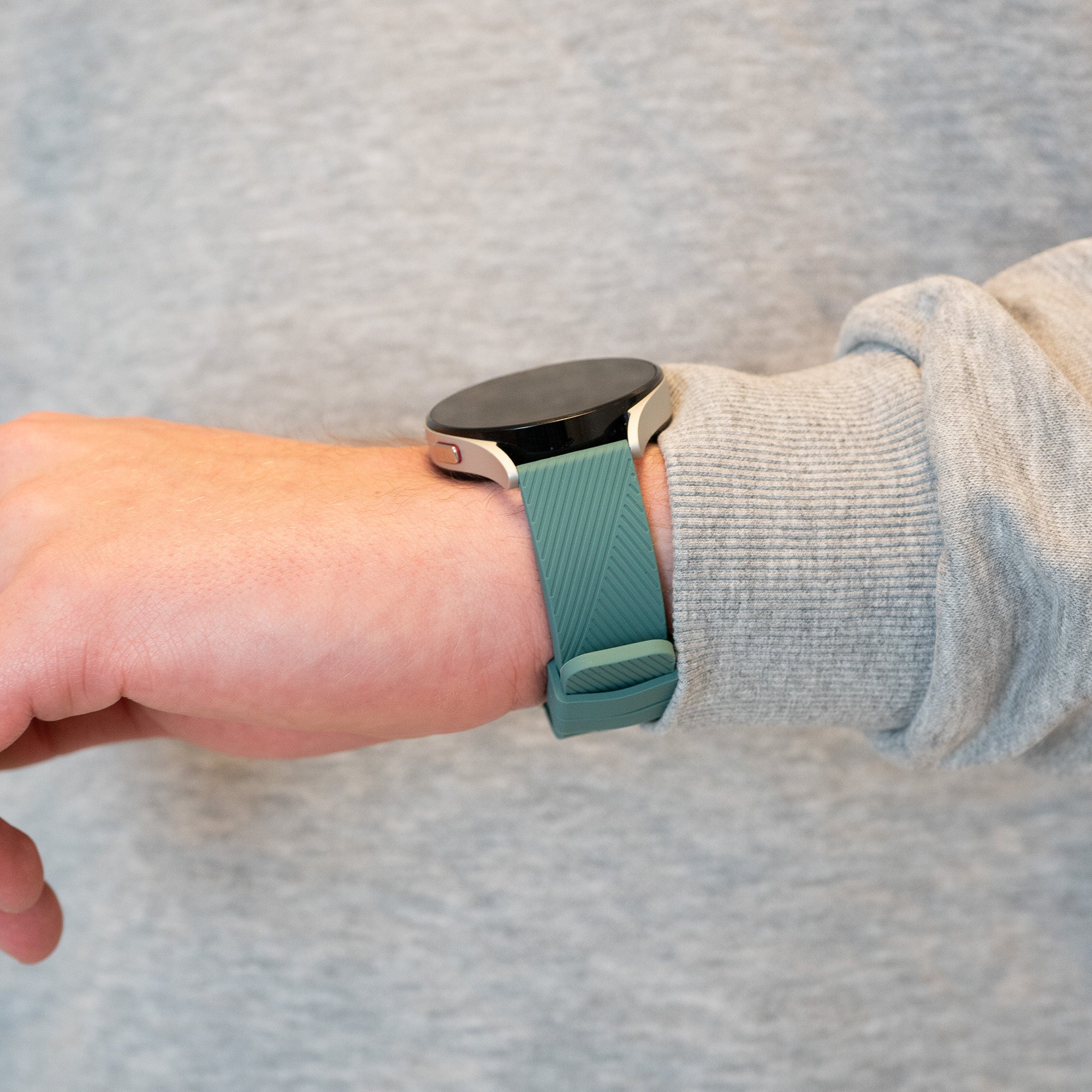 Bandz Amazfit Active 2 Silicone Strap 'Deluxe' (Pine Green)