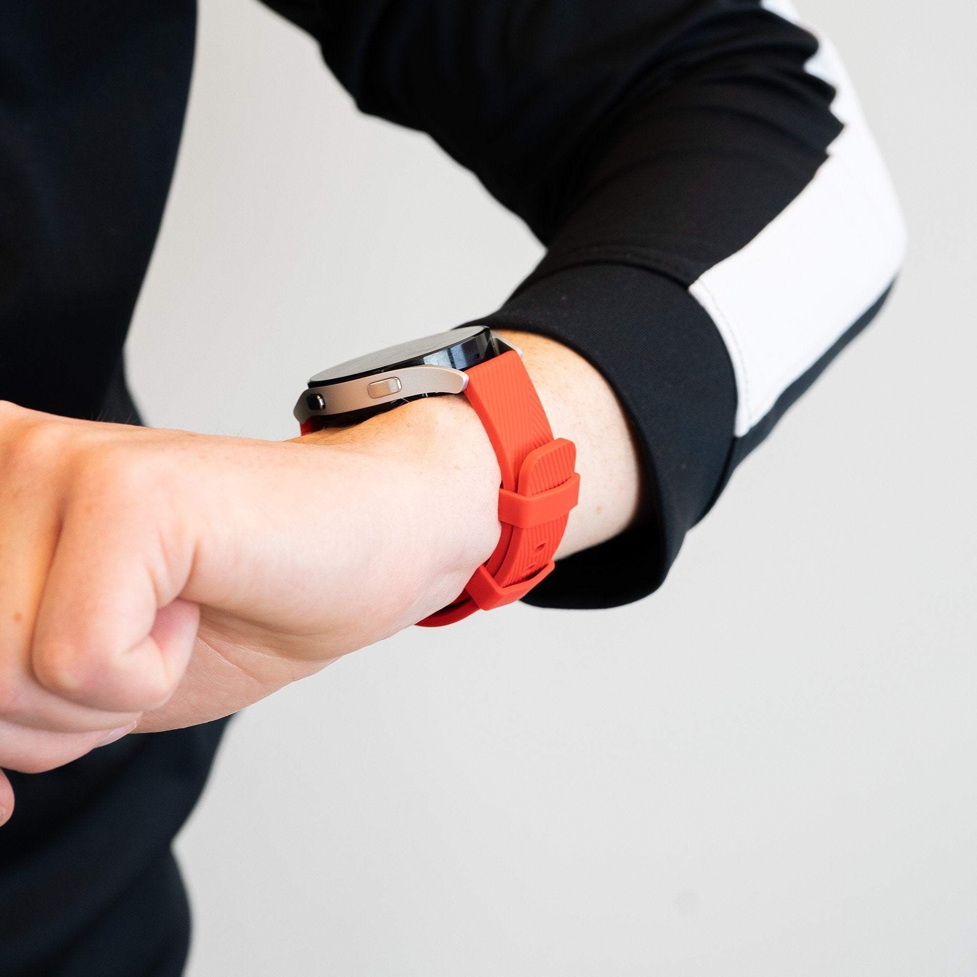 Bandz Suunto Vertical Silicone Strap 'Deluxe' (Red)