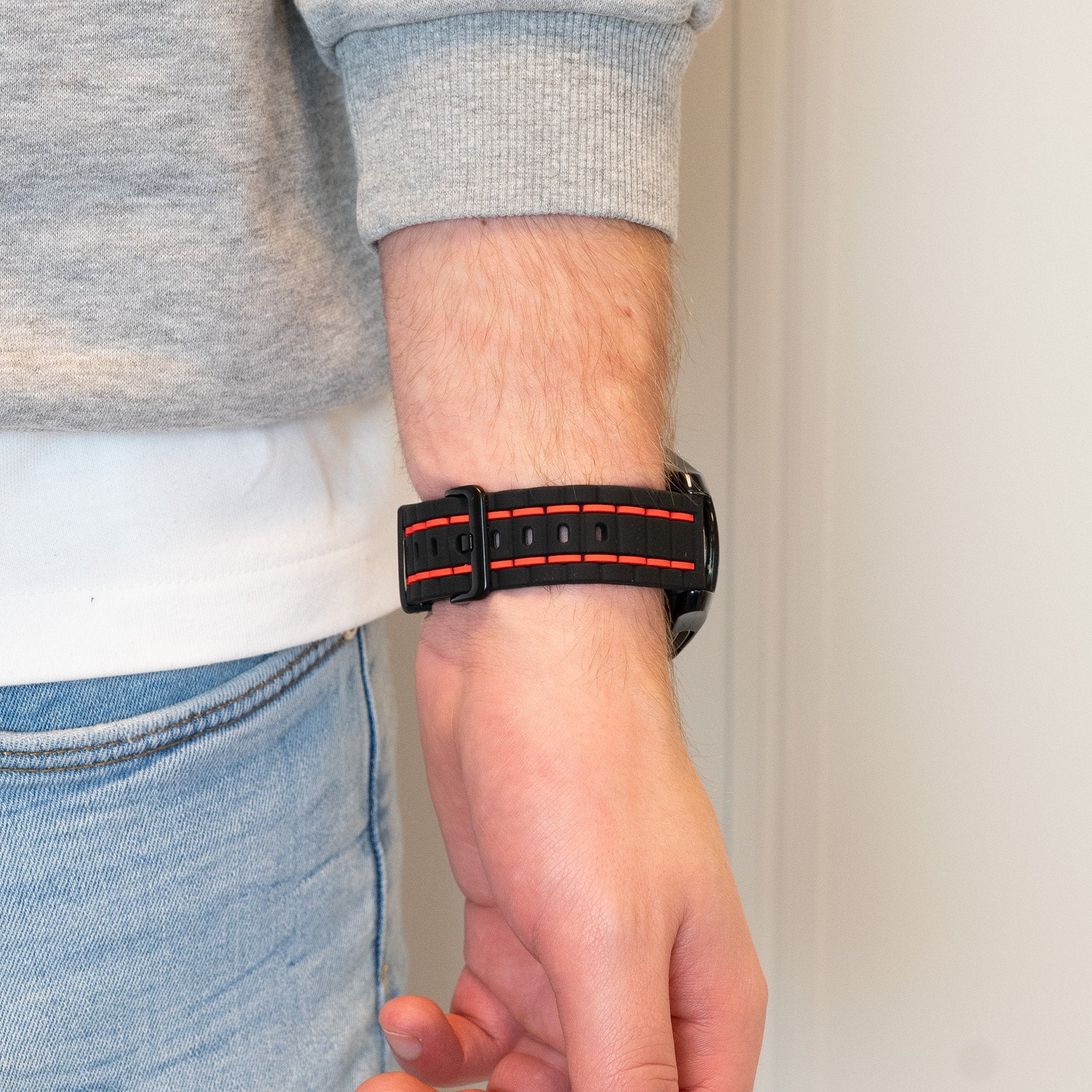 Bandz Amazfit Cheetah (Pro) Striped Sport Strap (Black/Red)