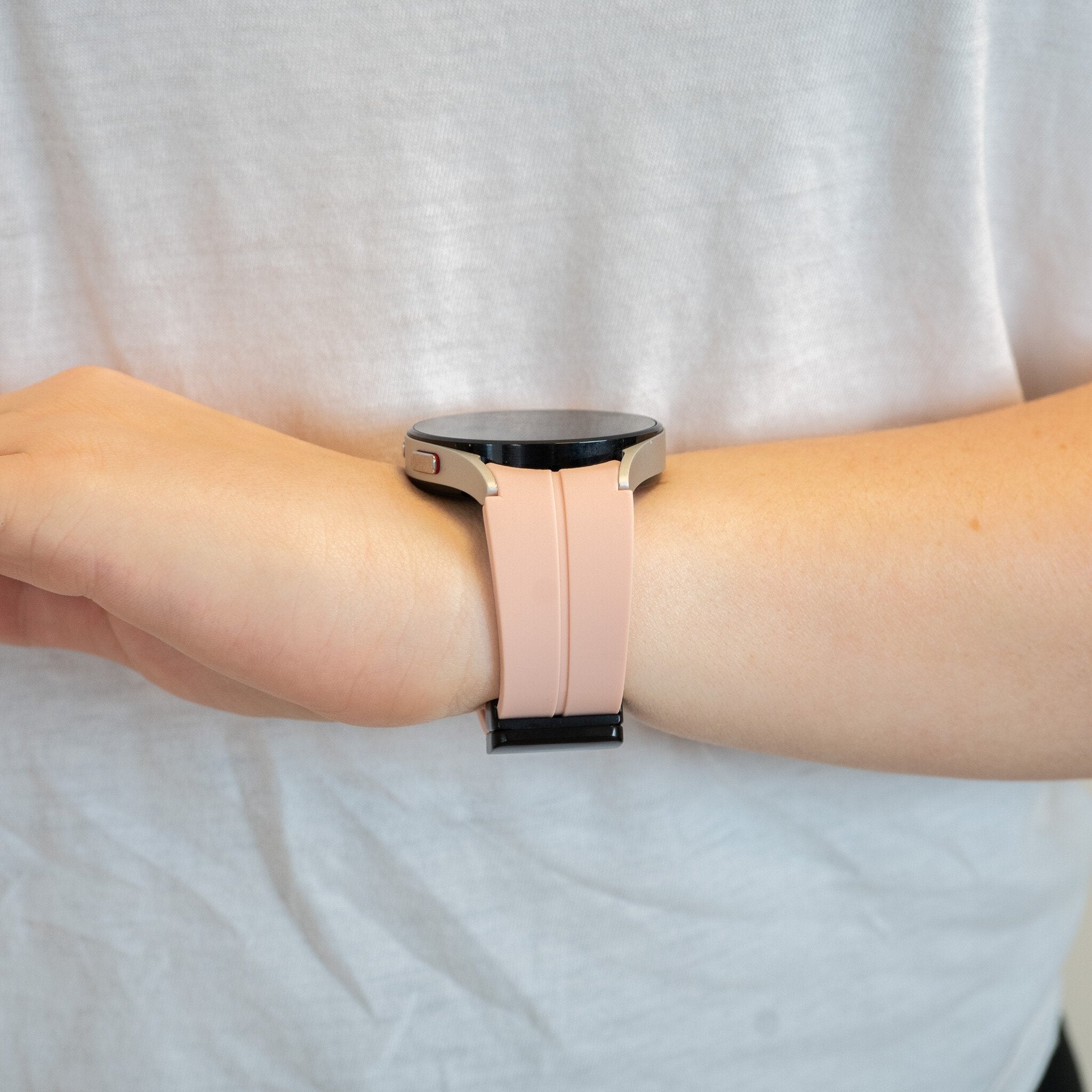 Bandz Samsung Galaxy Watch 5 Pro Silicone Strap with D-Buckle (Pink)