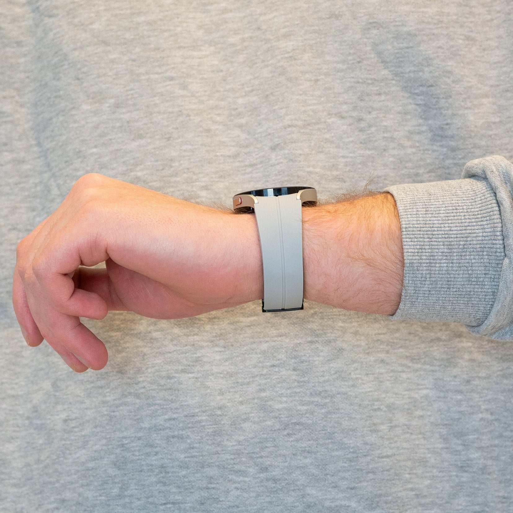 Bandz Samsung Galaxy Watch 5 - 44mm Silicone Strap with D-Buckle (Grey)