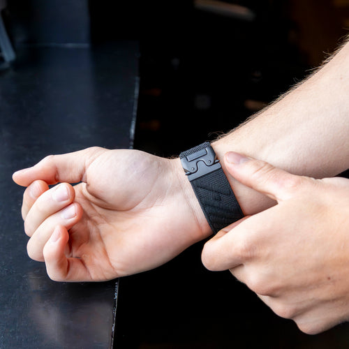 Bandz Apple Watch Ultra Wave Nylon Strap P-Buckle (Black)