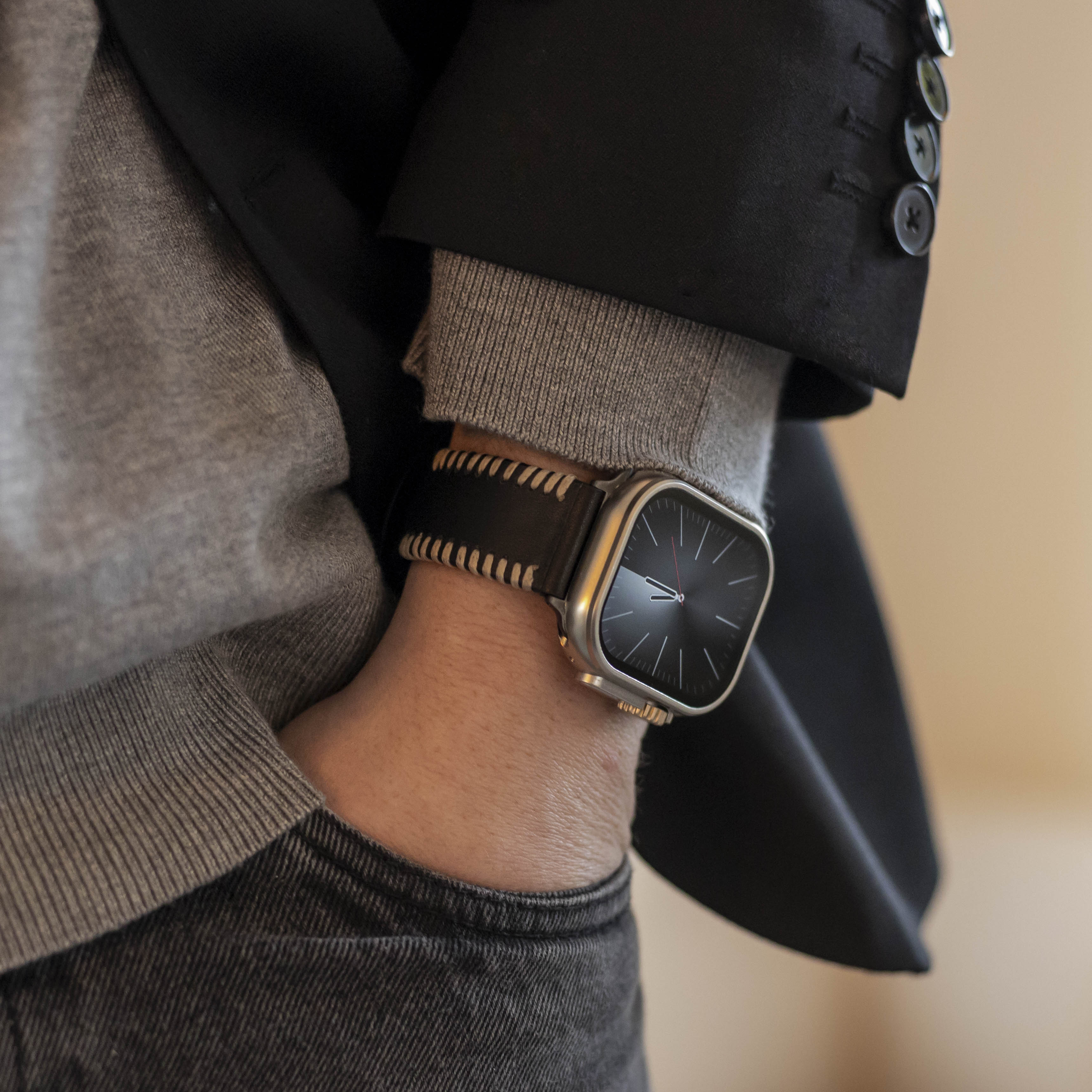 Apple Watch Stitched Leather Strap (Black)