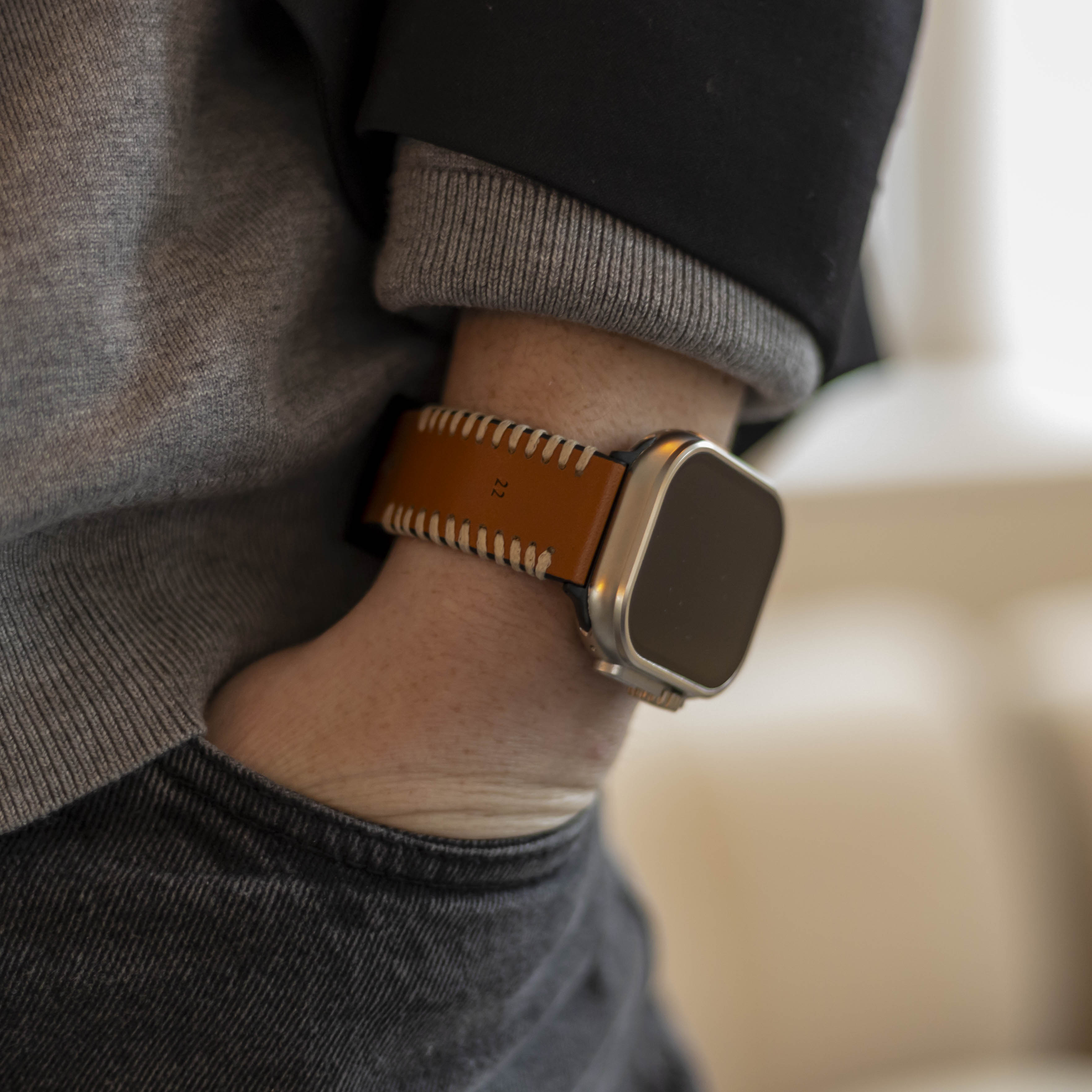 Apple Watch Stitched Leather Strap (Brown)