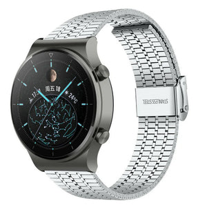 Fine Steel Strap, silver, on a watch, 3/4 front view