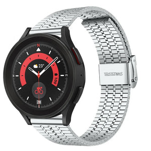 Fine Steel Strap, silver, on a watch, 3/4 front view