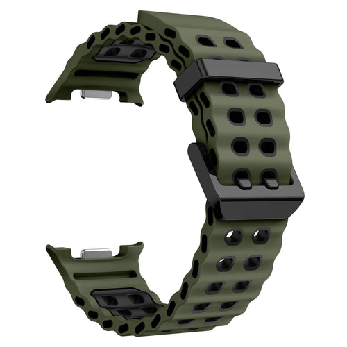 Silicone Ocean Strap, olive green/black, without a watch, 3/4 front view