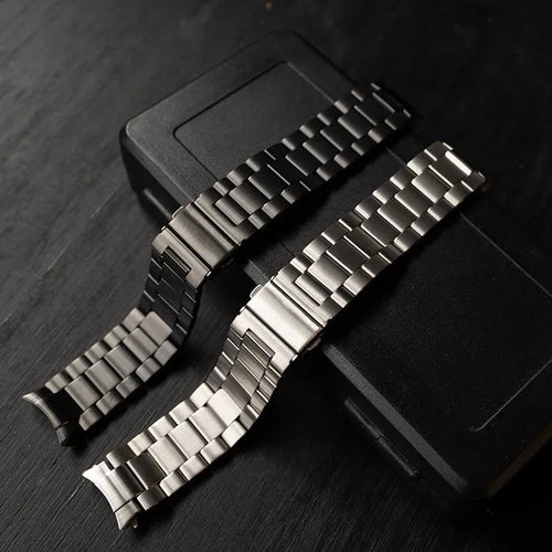 Titanium Strap, graphite, without a watch, 3/4 front view