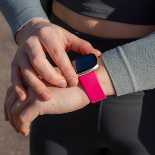 Fitbit Versa 3 Silicone Strap Classic (Bright Pink)