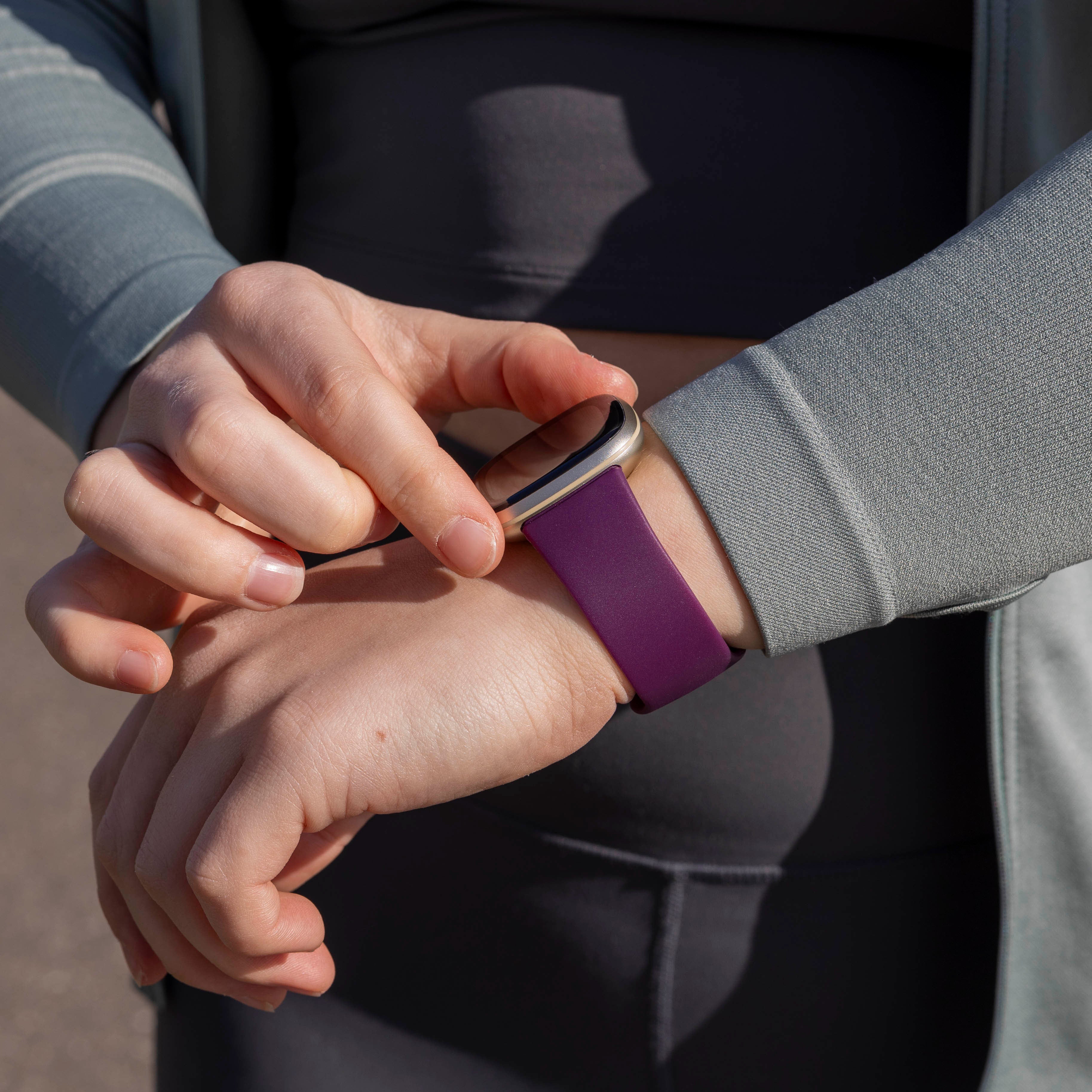 Fitbit Versa 3 Silicone Strap Classic (Deep Purple)