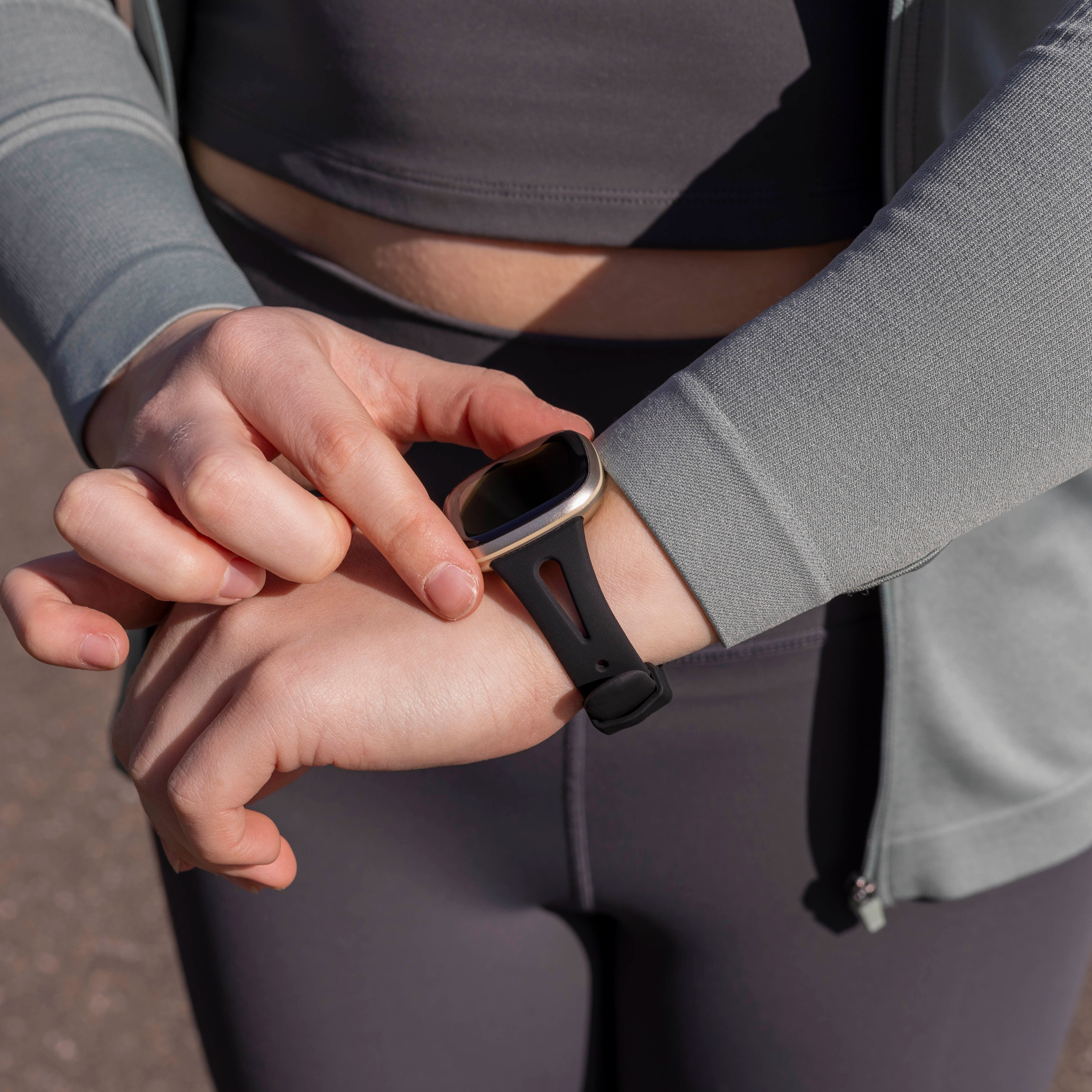 Fitbit Versa 3 Luxury Silicone Strap (Black)