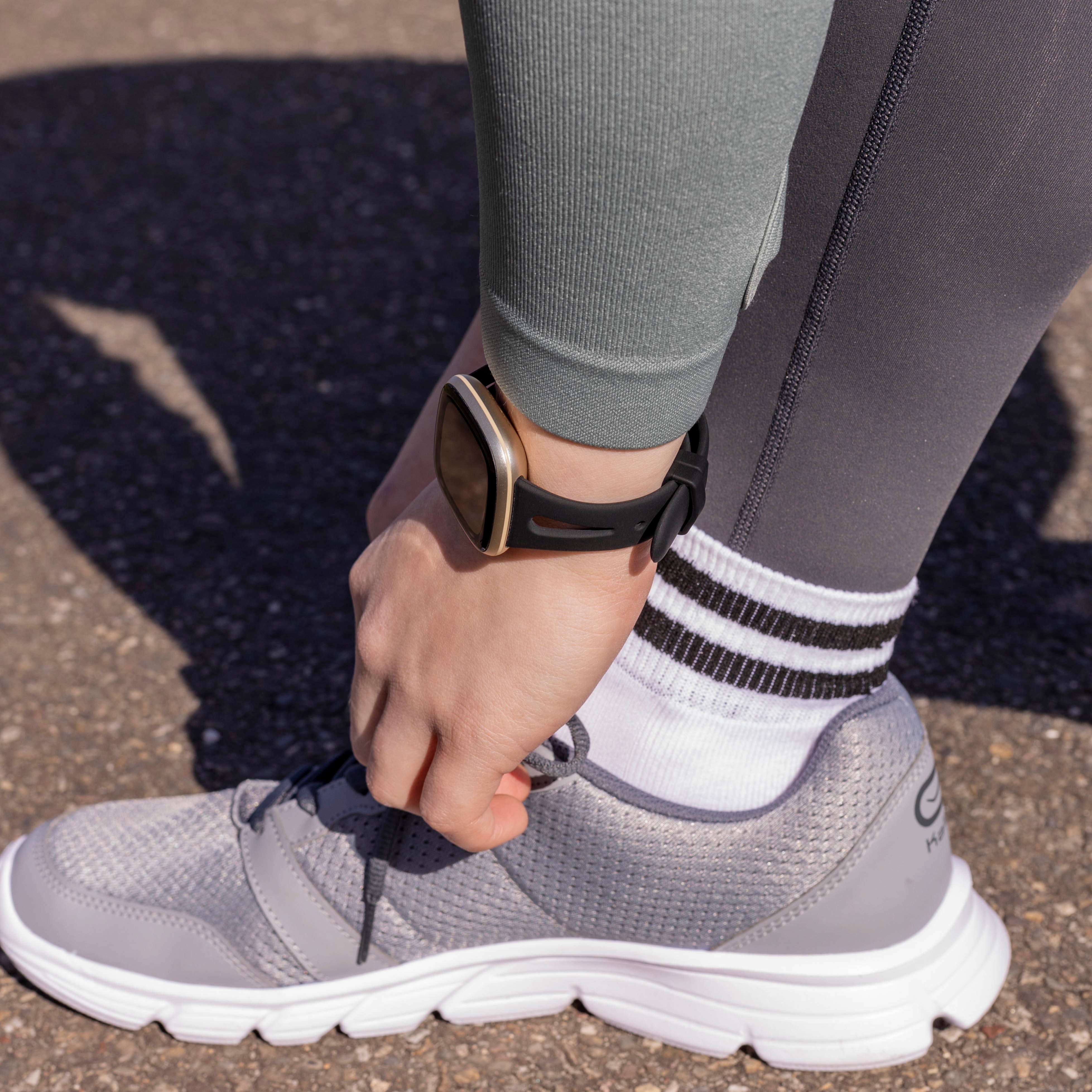 Fitbit Versa 3 Luxury Silicone Strap (Black)