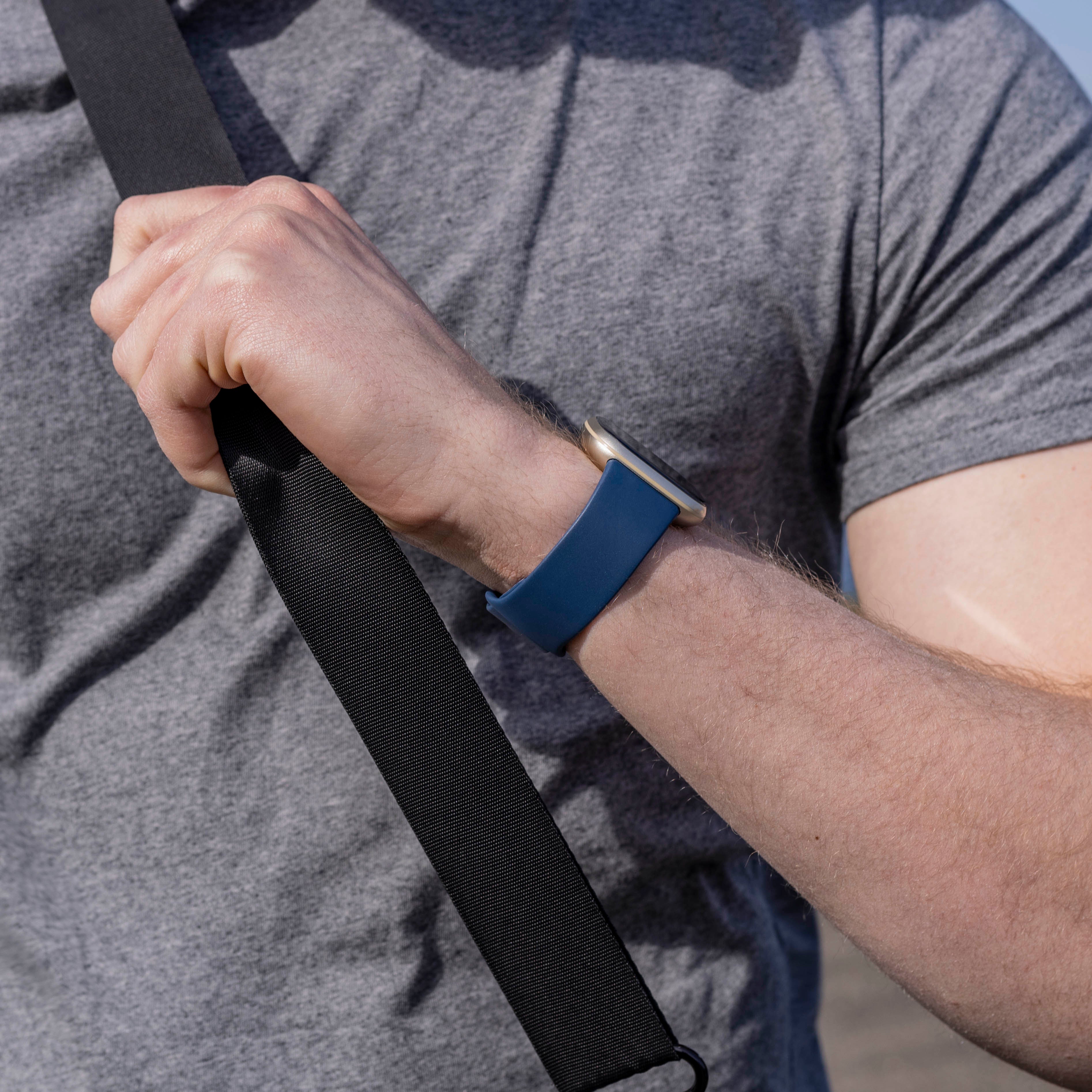 Fitbit Versa 4 Silicone Strap Classic (Dark Blue)