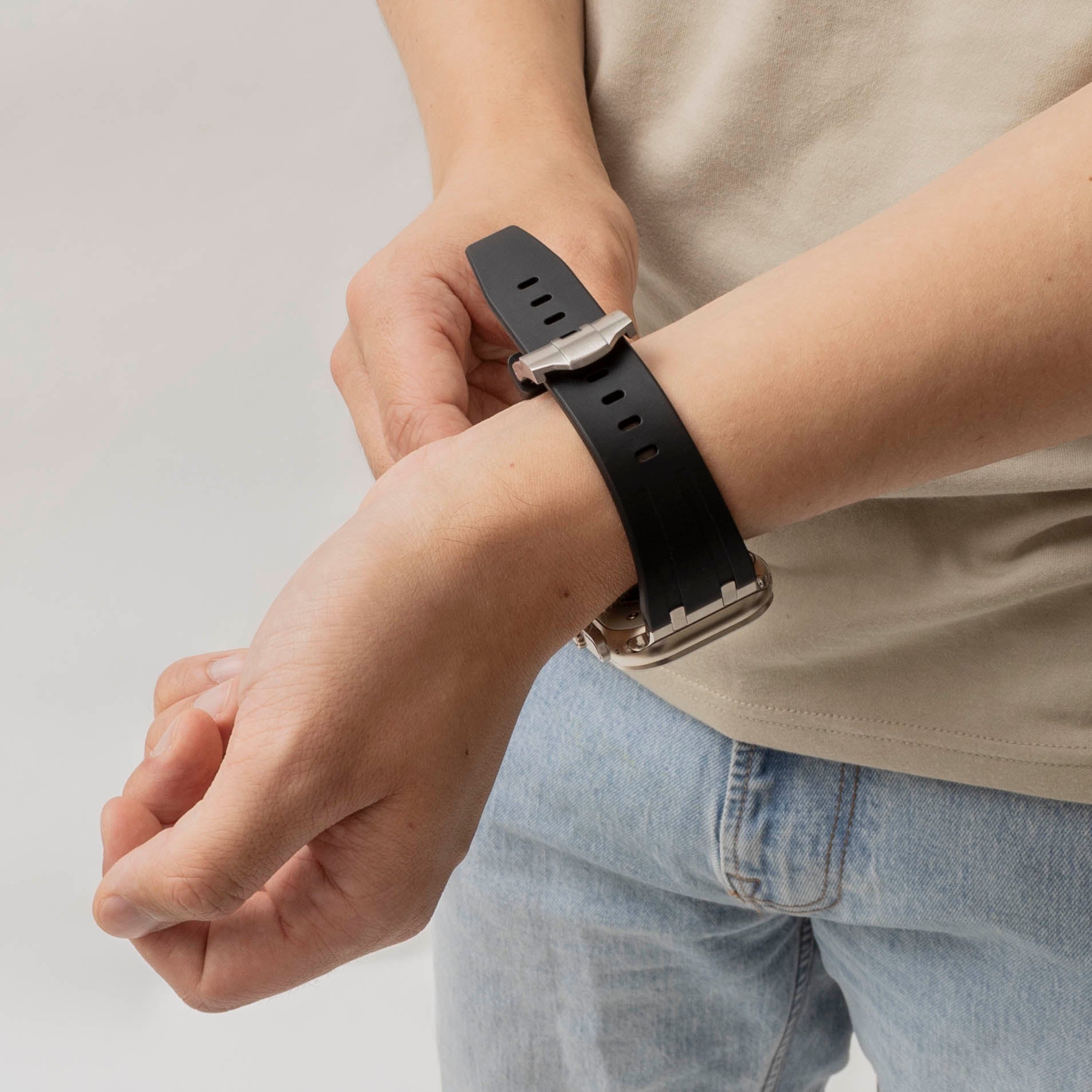 Apple Watch Luxury Liquid Silicone Strap (Black/Titanium)
