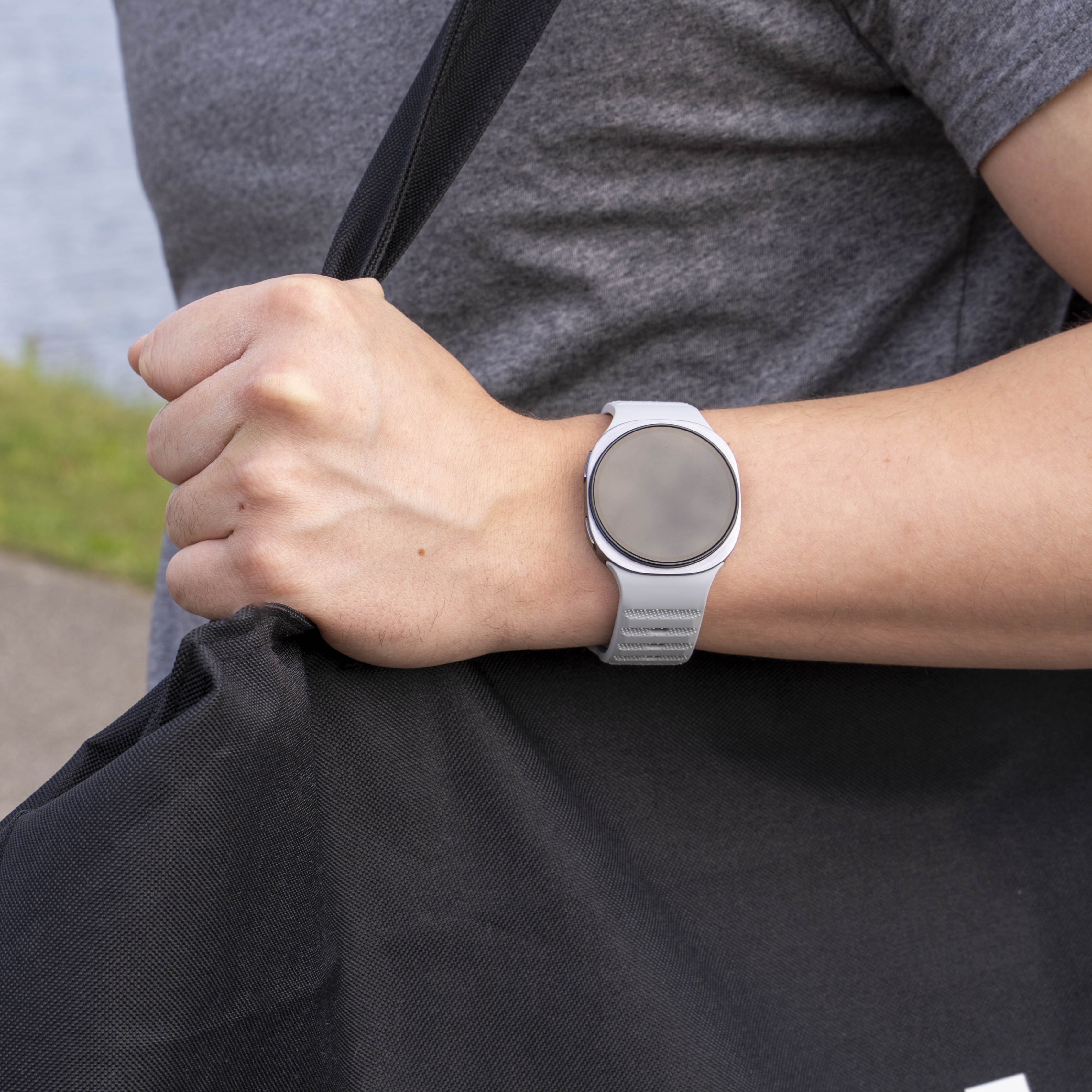 Samsung Galaxy Watch 8 - 44mm Outdoor Silicone Strap (Grey)