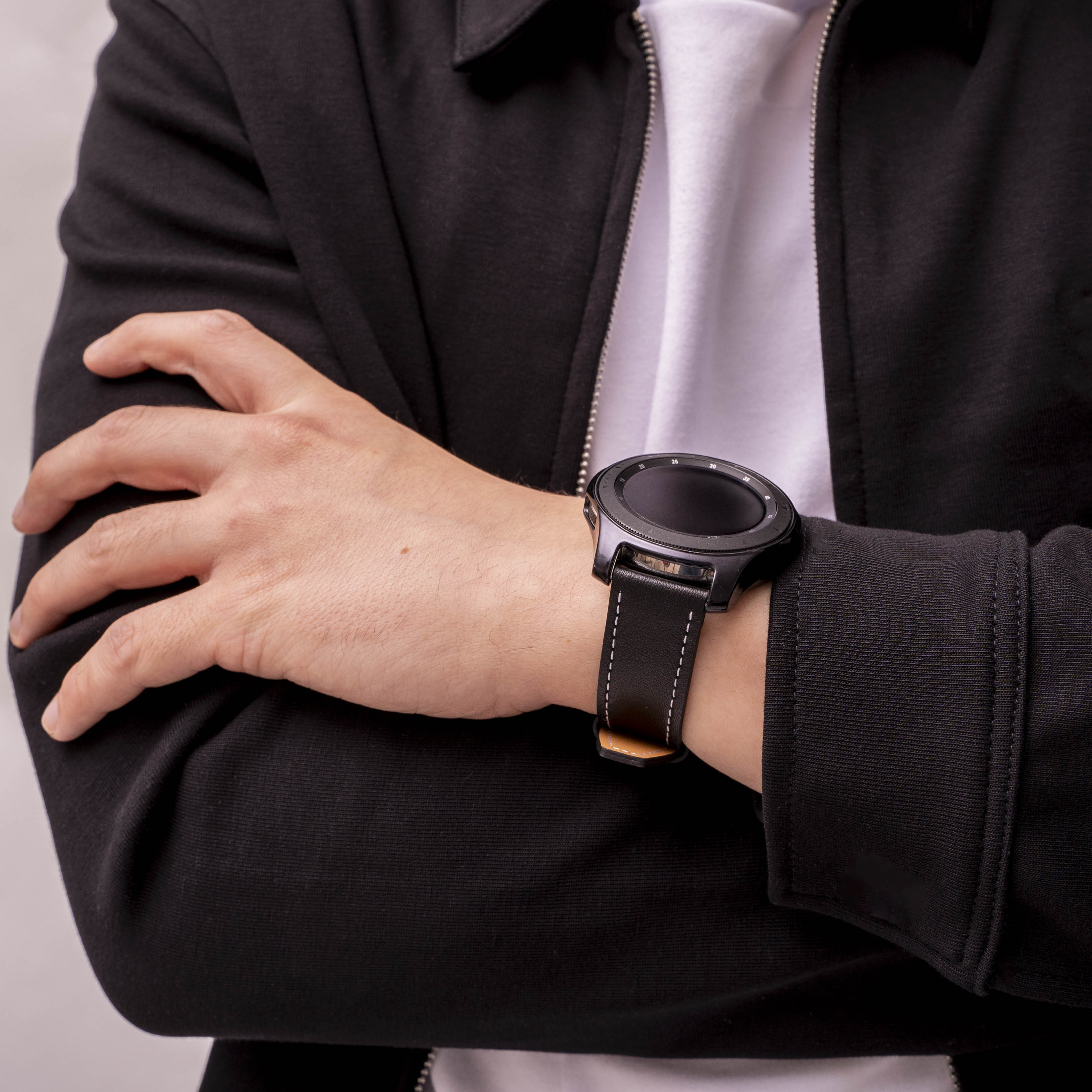 Huawei Watch GT 6 - 46mm 'One Push' Leather Strap (Black)