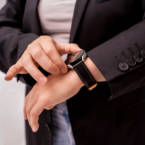 Samsung Galaxy Watch 6 - 44mm 'One Push' Leather Strap (Black)