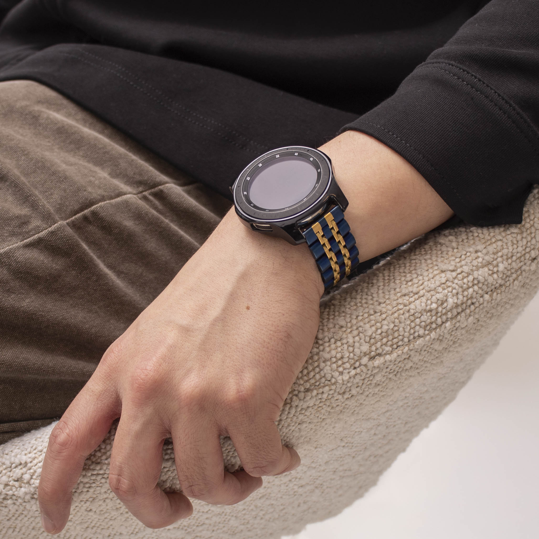 Polar Vantage M Steel Link Strap Duo (Blue/Gold)