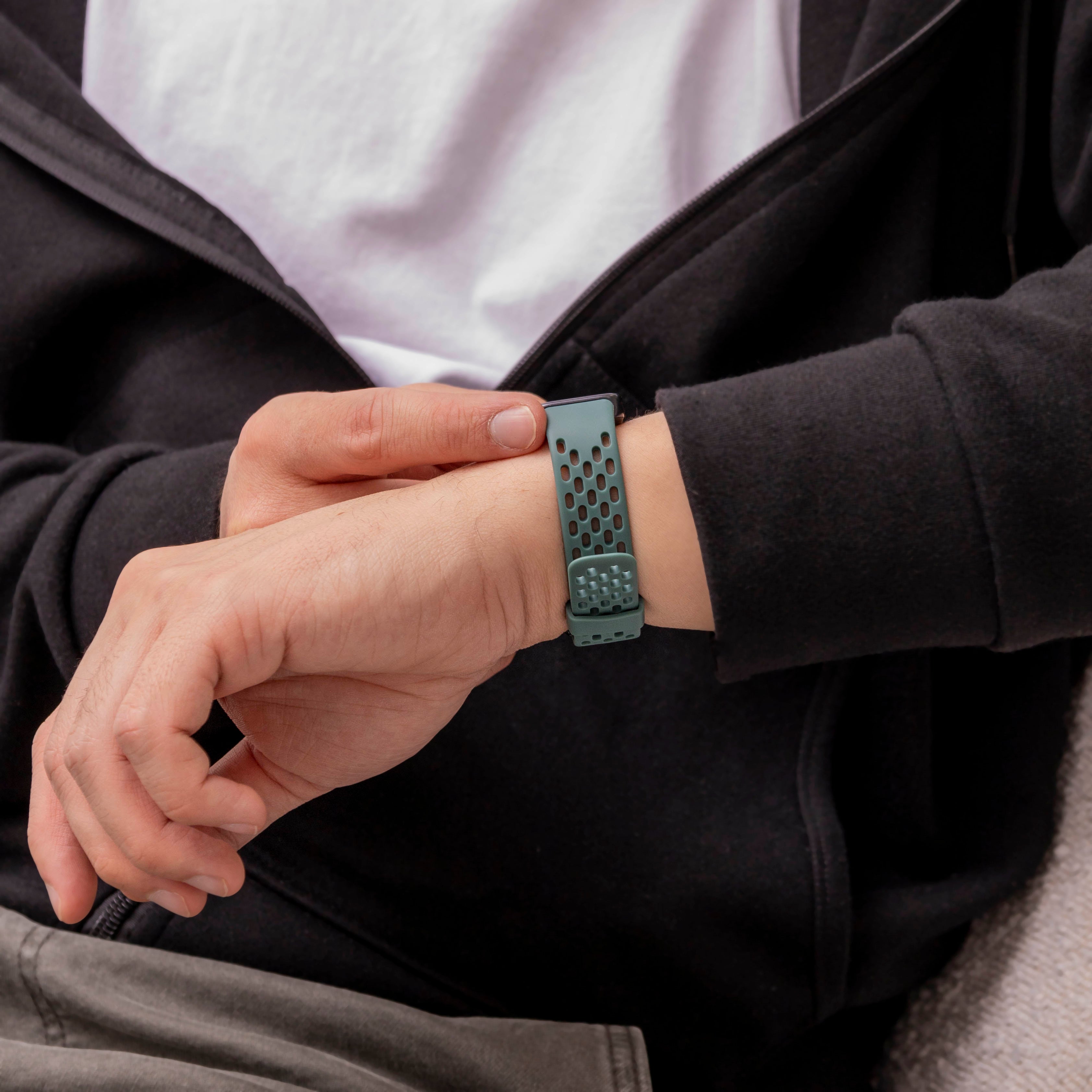 Huawei Band 9 Silicone Air Strap (Pine Green)