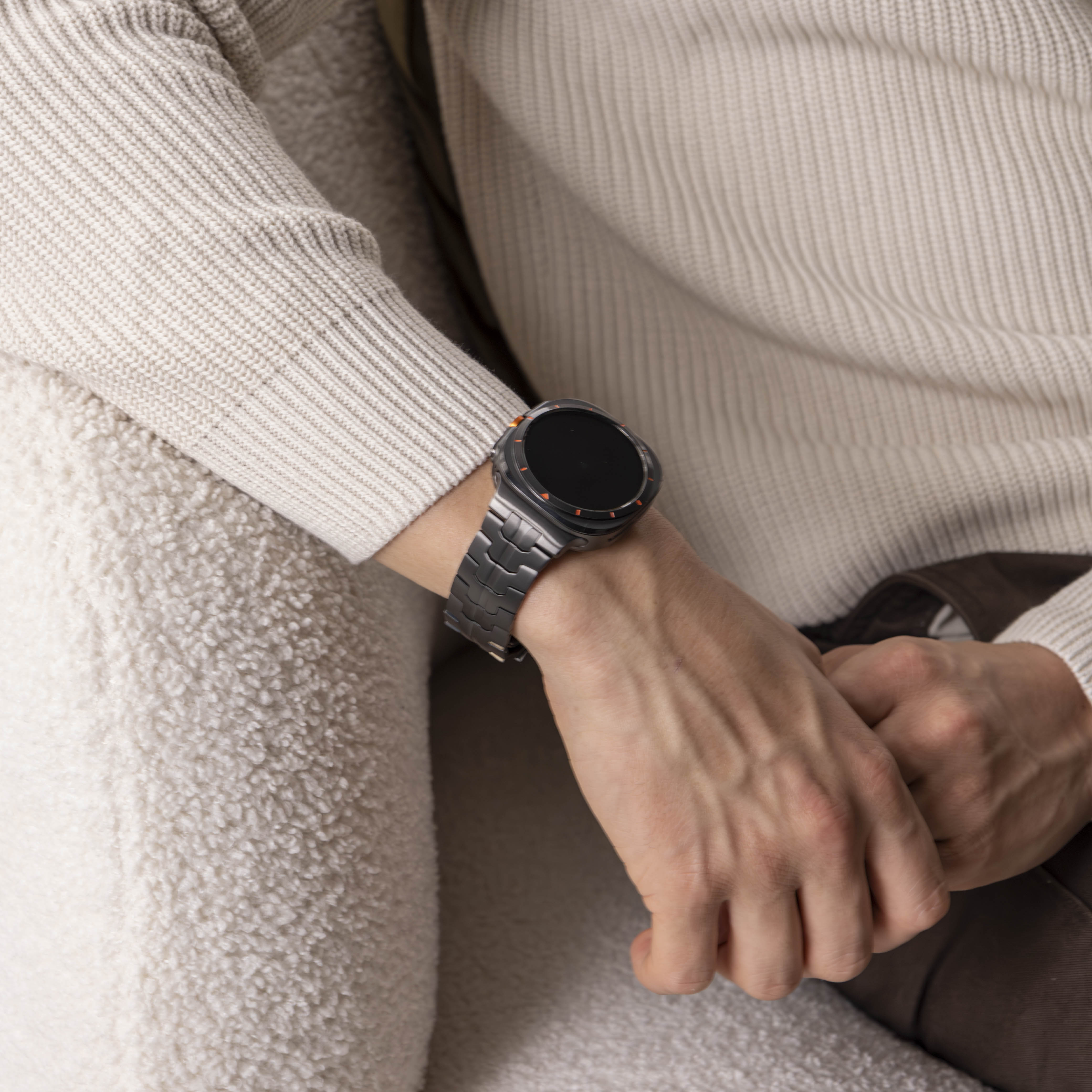 Samsung Galaxy Watch Ultra 'Iron' Titanium Strap (Graphite)