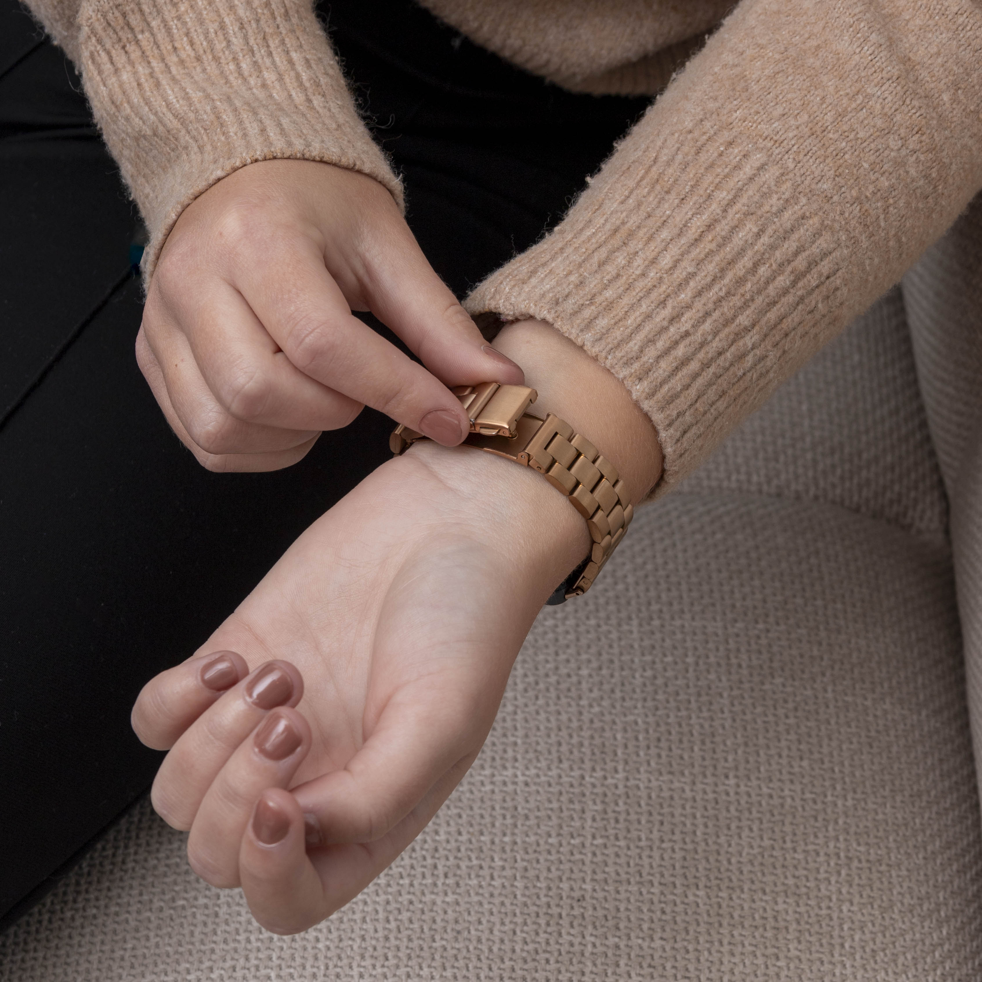 Huawei Band 9 Steel Strap (Rosegold)