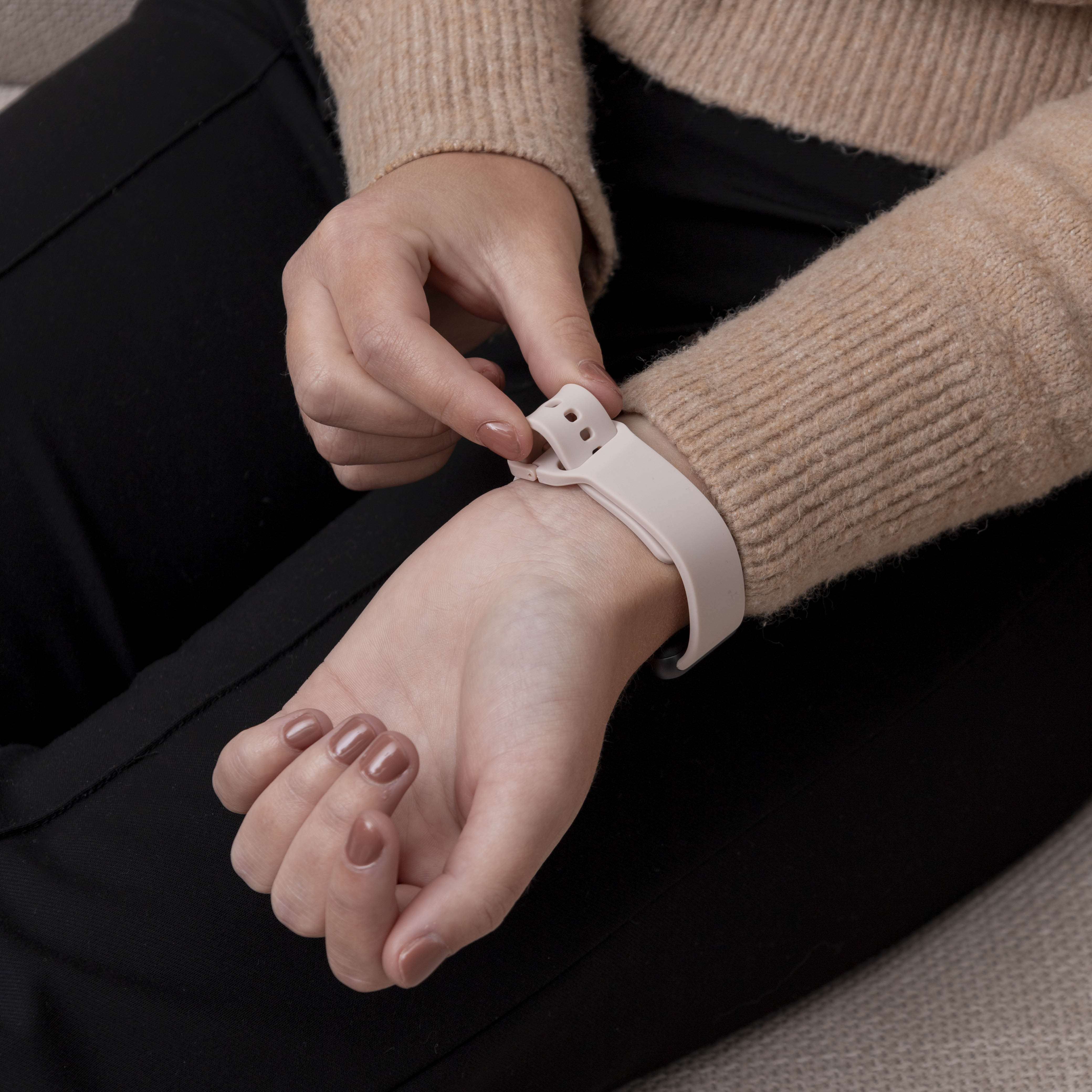 Samsung Galaxy Fit 3 Silicone Strap (Pink)