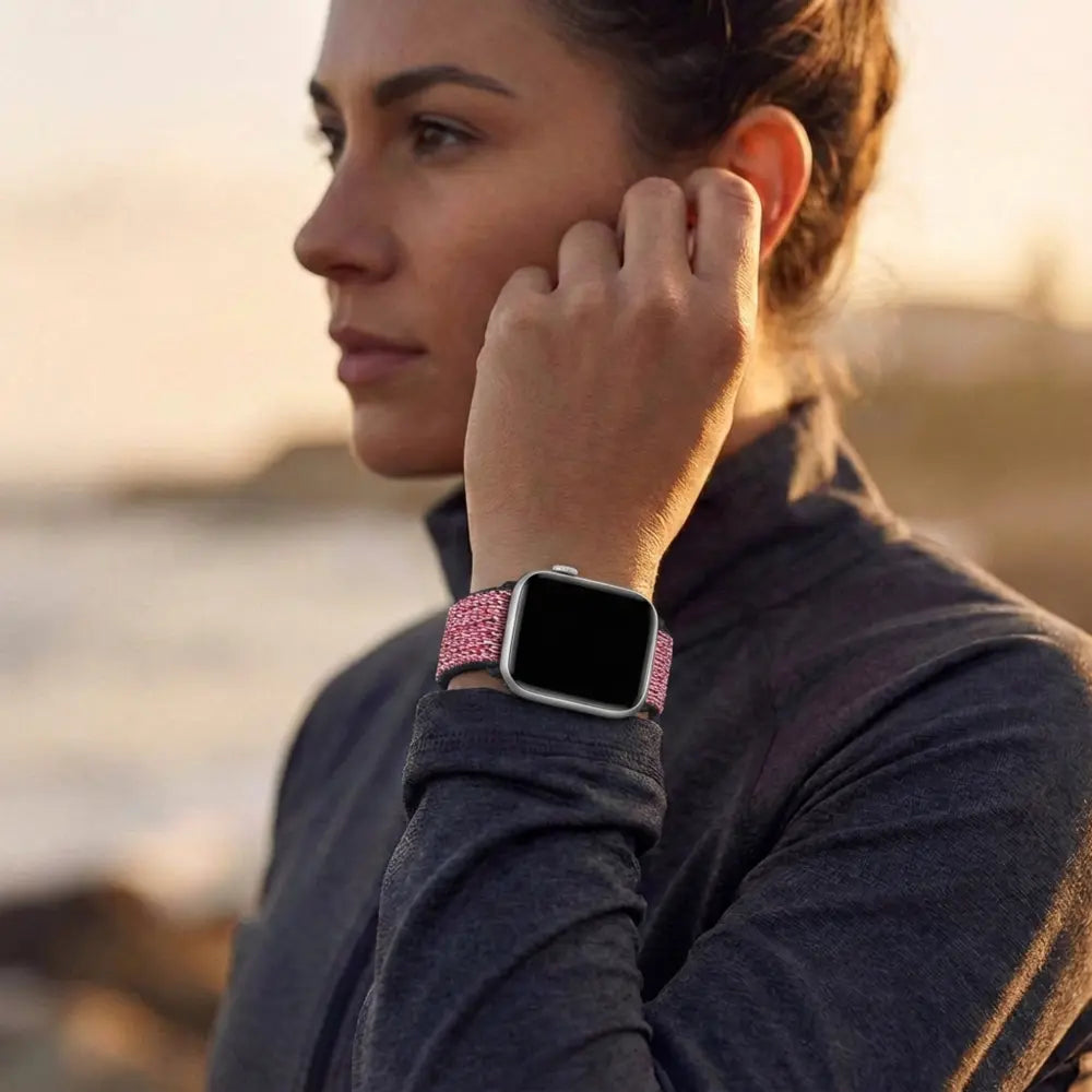 Bandz Apple Watch Nylon Strap 'Classic' (Crimson Berry)