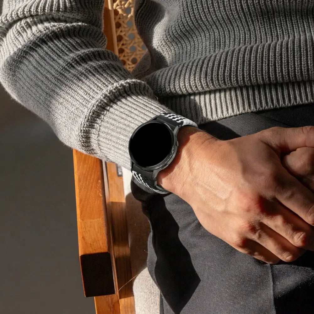 Bandz Garmin Venu 3 gevlochten band 'Parachute' (zwart/wit)