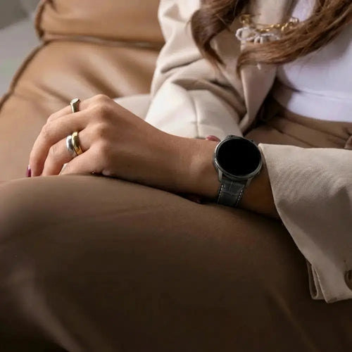 Bandz Garmin Forerunner 245 Leather Strap Crocodile Grain (Black)