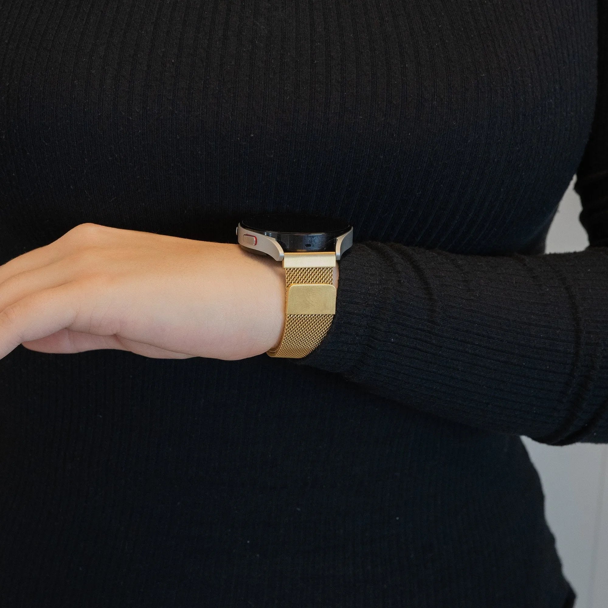 Bandz Amazfit GTS 2 Milanese Loop Strap (Gold)