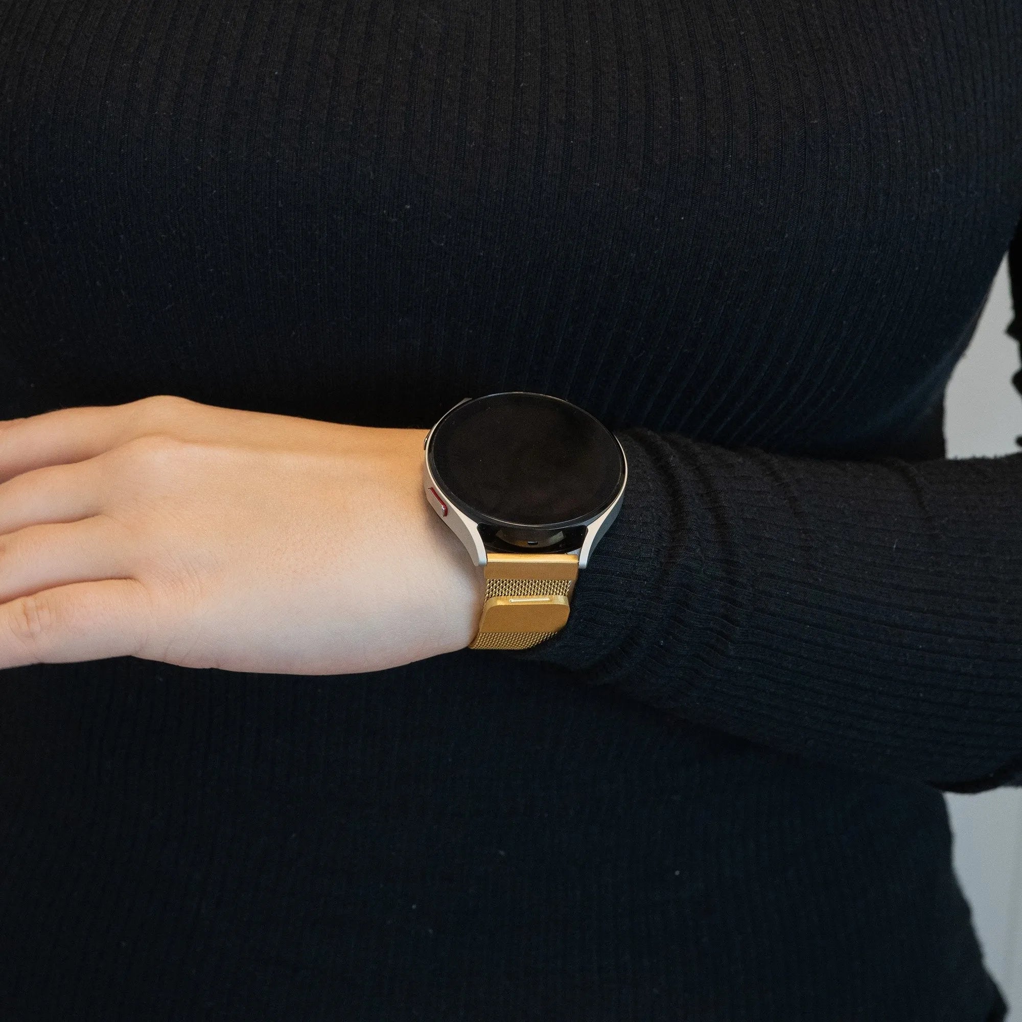 Bandz Amazfit GTS 2 Milanese Loop Strap (Gold)