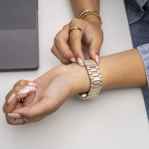 Fitbit Versa 4 Steel Strap (Champagne Gold)
