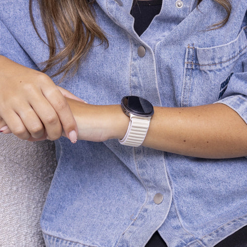 Wave Nylon Strap, starlight, lifestyle photo
