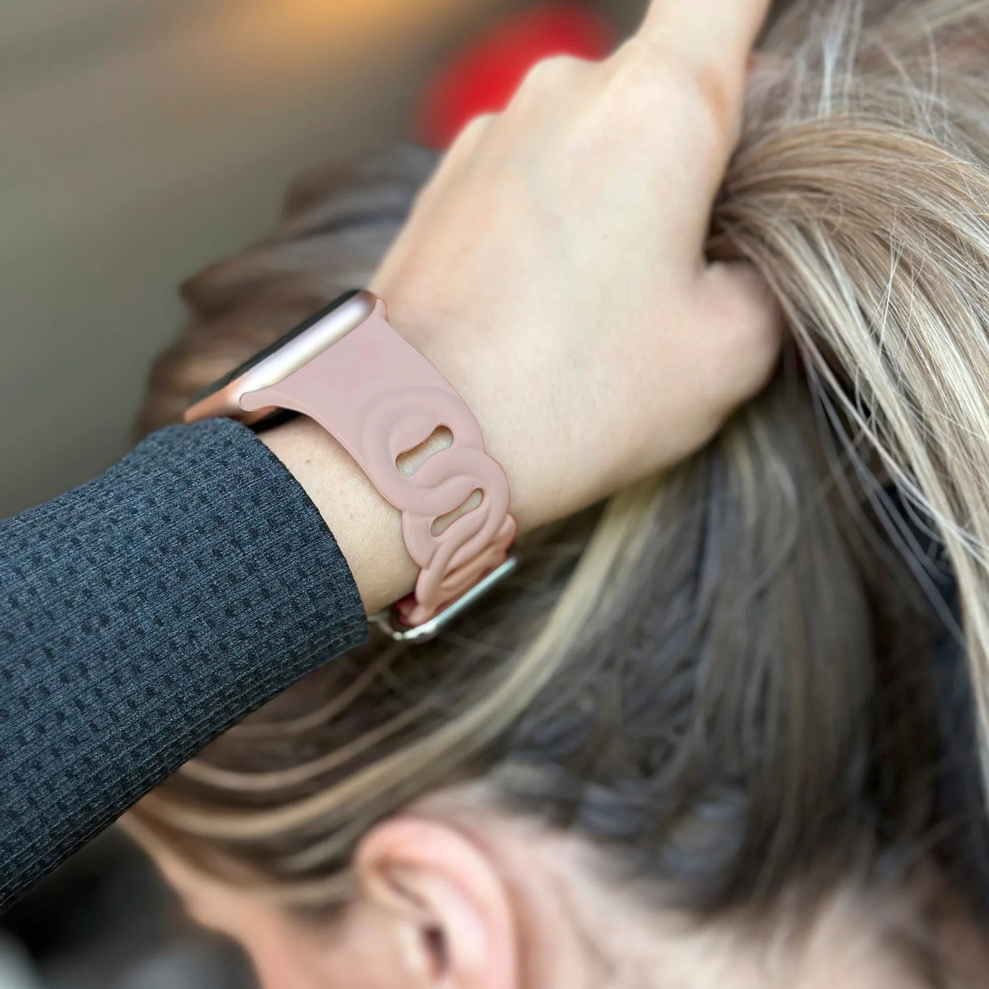 Apple Watch Silicone Chain Strap (Pink)