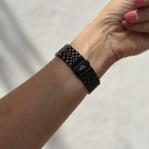xoxo Wildhearts Fossil Gen 5 Steel Strap (Black)