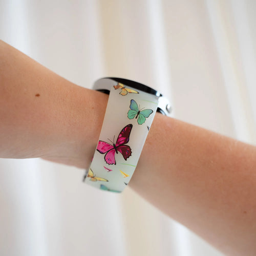 Silicone Magnetic Patterned Strap, lifestyle photo