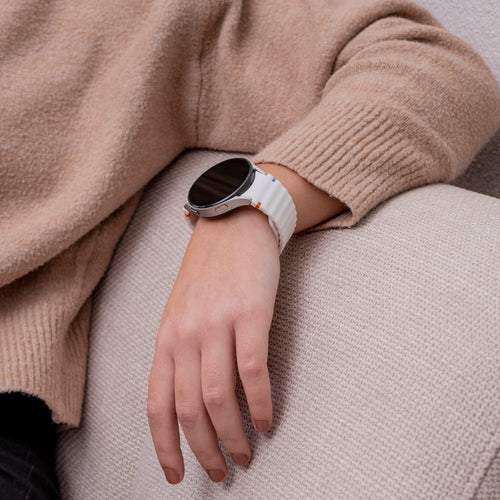 Samsung Galaxy Watch 5 40mm Wave Strap (White)