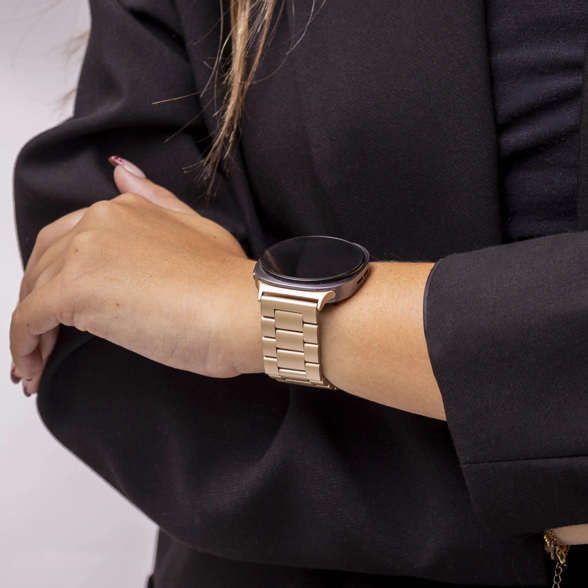 Steel Strap 'Classic', retro gold, lifestyle photo