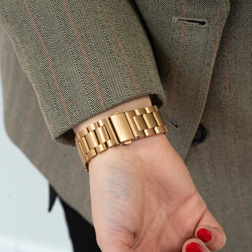 Steel Strap 'One Push', rose gold, lifestyle photo