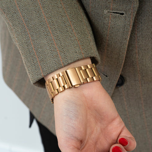 Steel Strap 'One Push', rose gold, lifestyle photo