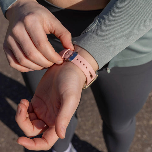 Silicone Strap 'Deluxe', pink, lifestyle photo